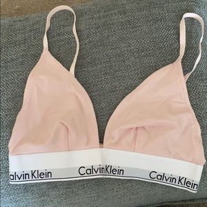 Calvin Klein bra sz s
